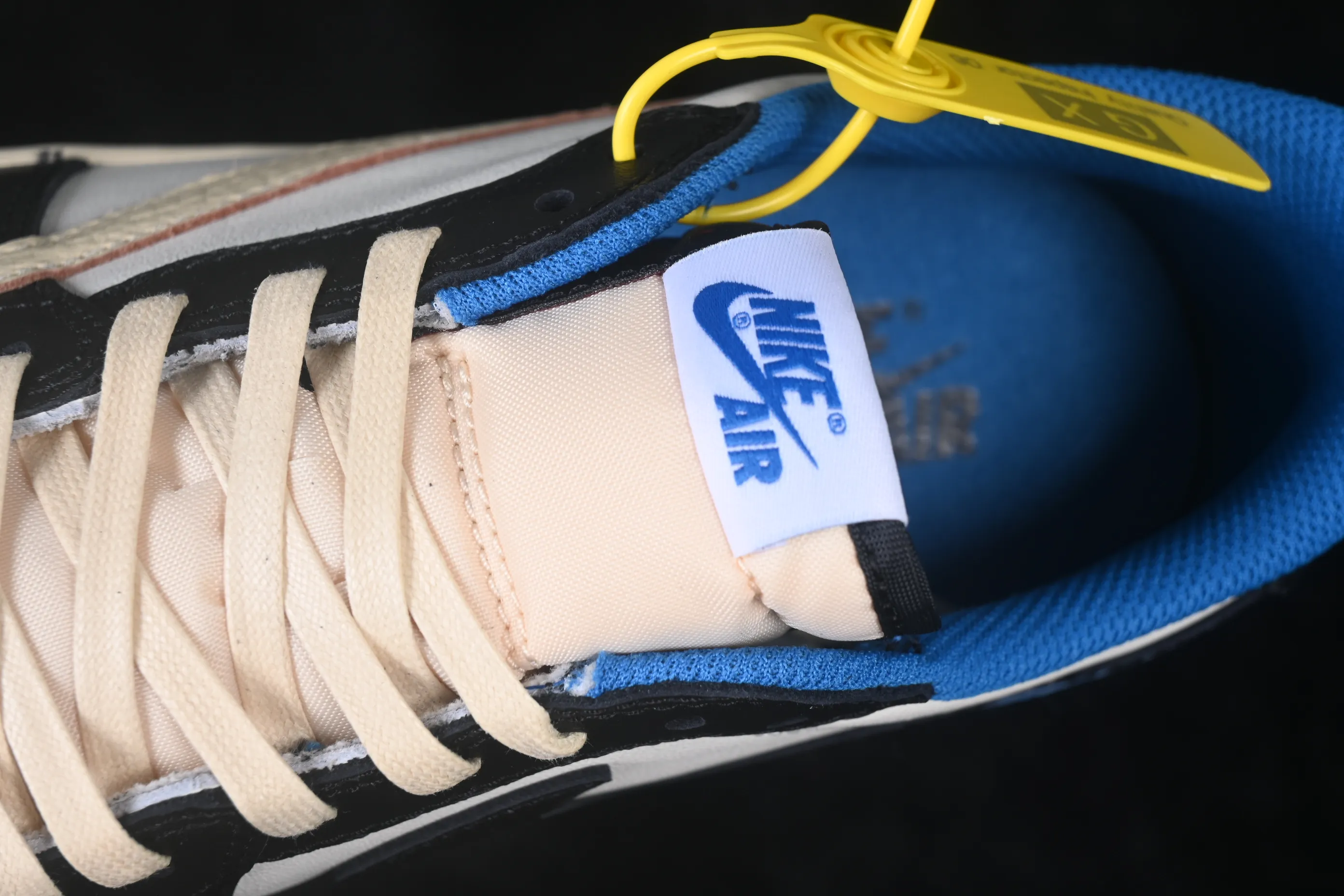 All categories Air Jordan Jordan series basketball shoes Air Jordan 1 Low GX foreign trade version Travis Scott x Air Jordan 1 Low OG AJ1 Joe 1 undercut low top full head layer DM7866-140